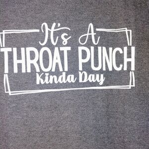 SOLD***💋Gray Graphic Tee - Short Sleeve Small PTP 20"